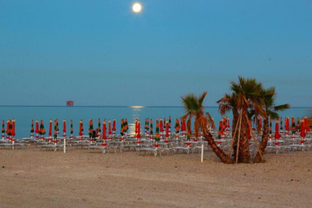 Monolocali B&B Santa Maria Apparente Civitanova Marche Kültér fotó