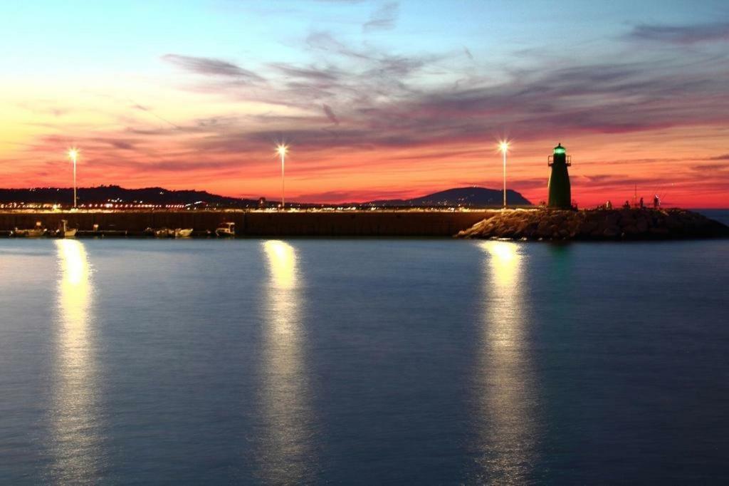 Monolocali B&B Santa Maria Apparente Civitanova Marche Kültér fotó